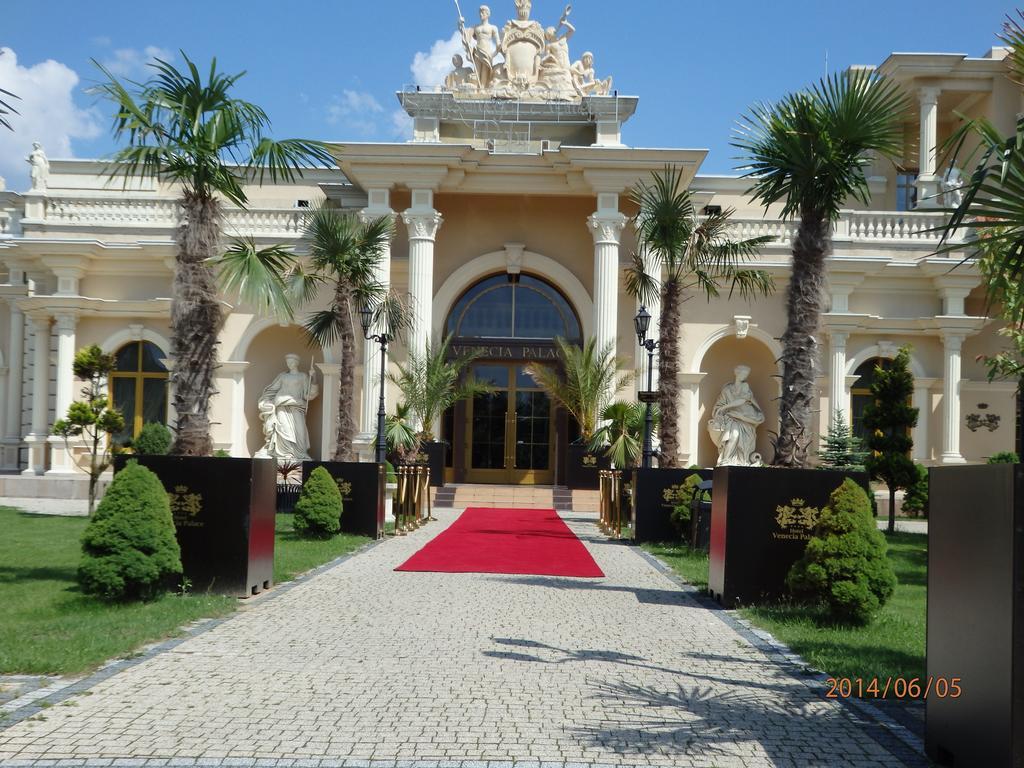 Hotel Venecia Palace Michałowice Exteriér fotografie